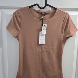 Express Womens Body Contour Compression Crew Neck Short Sleeve Tshirt Small